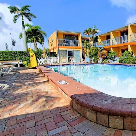 Satellite Motel St. Pete Beach Zewnętrze zdjęcie