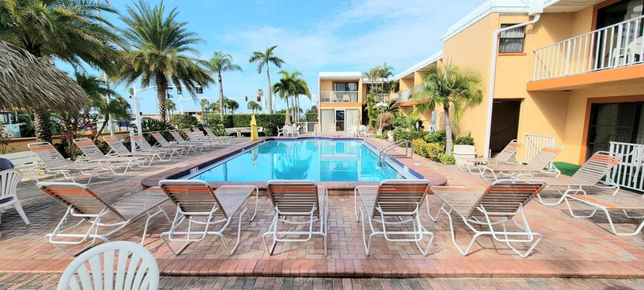 Satellite Motel St. Pete Beach Zewnętrze zdjęcie
