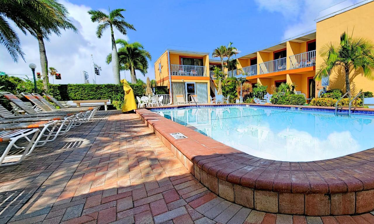 Satellite Motel St. Pete Beach Zewnętrze zdjęcie