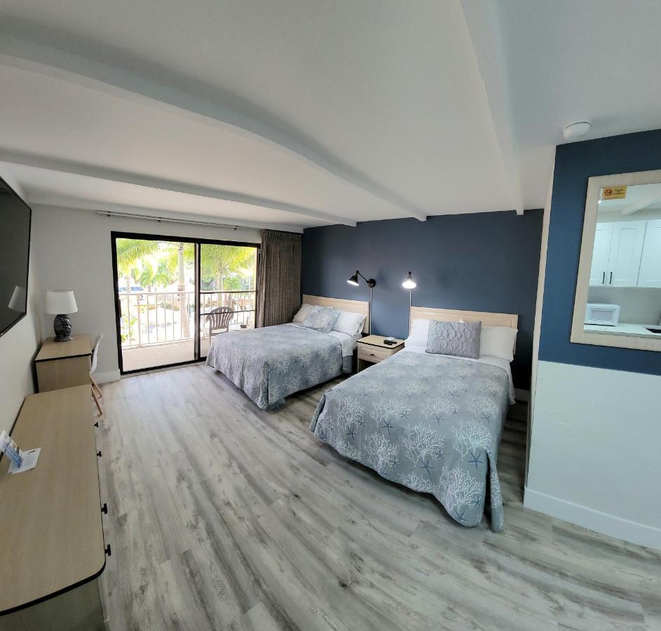Satellite Motel St. Pete Beach Zewnętrze zdjęcie