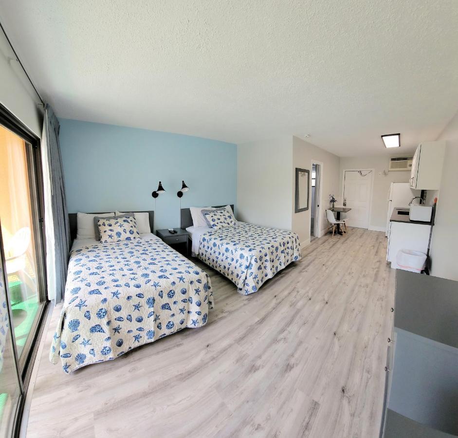 Satellite Motel St. Pete Beach Zewnętrze zdjęcie